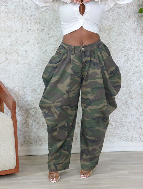 Ricky Diva Camo Barrel Pants