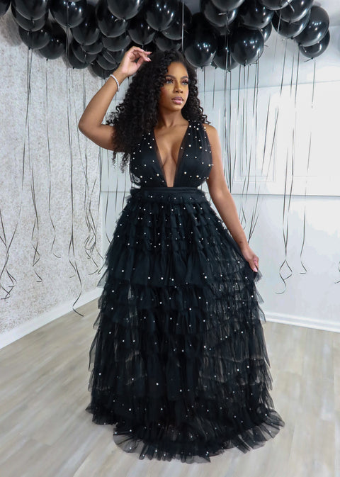 Elegant Pearls Maxi Dress (Black)