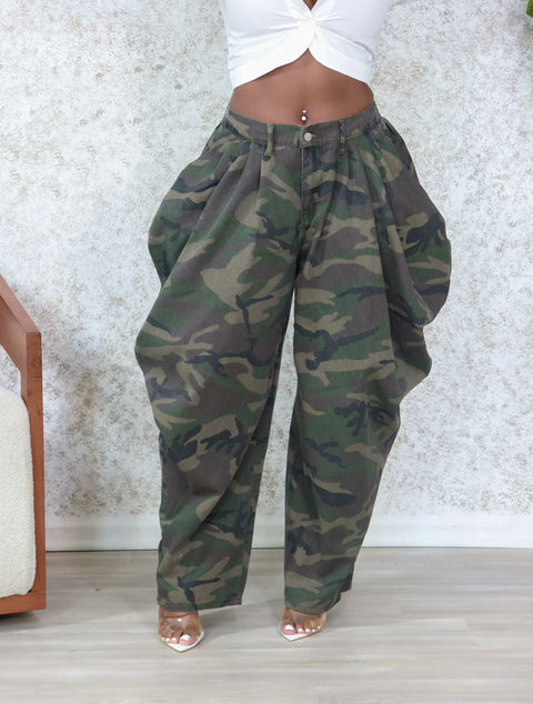 Ricky Diva Camo Barrel Pants