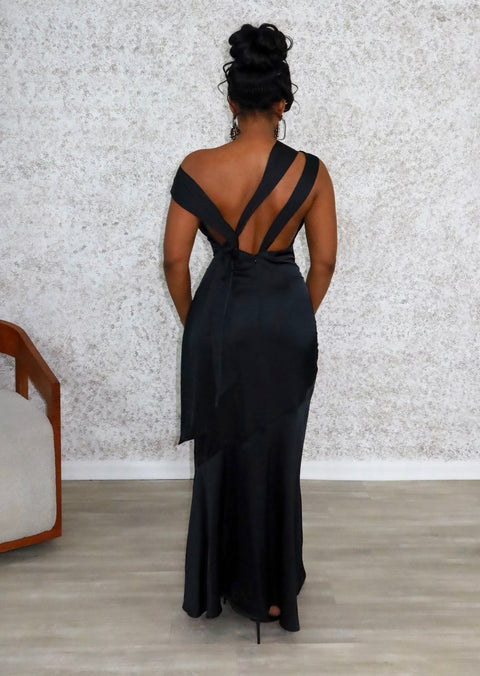 Dirty Donna Gown (Black)